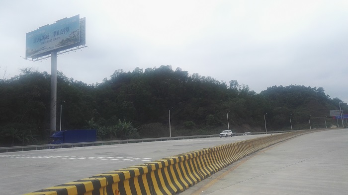 產品50問之防撞墩反光油漆掉“粉”了？（下）