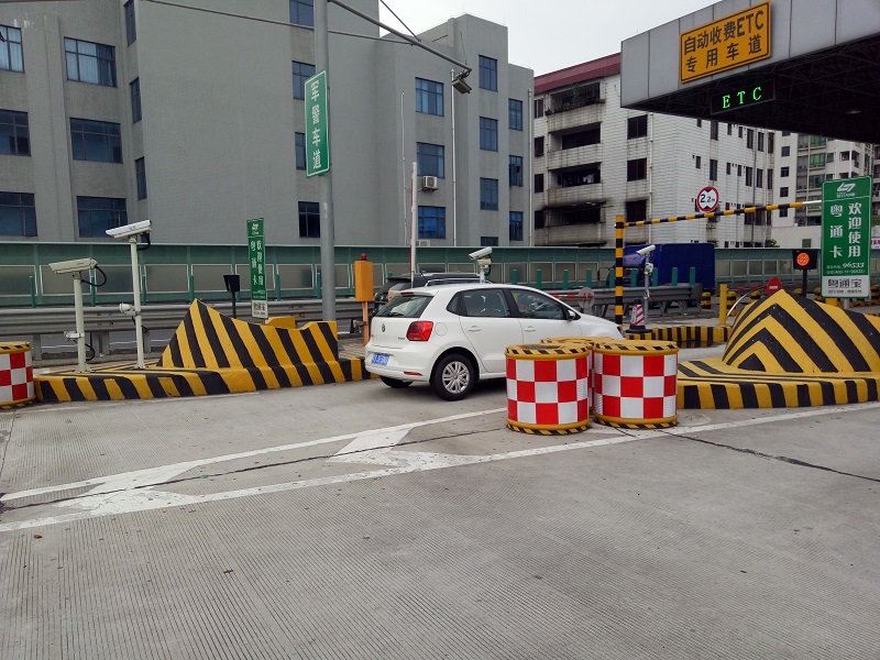 丙烯酸樹脂反光涂料到底是什么呢？