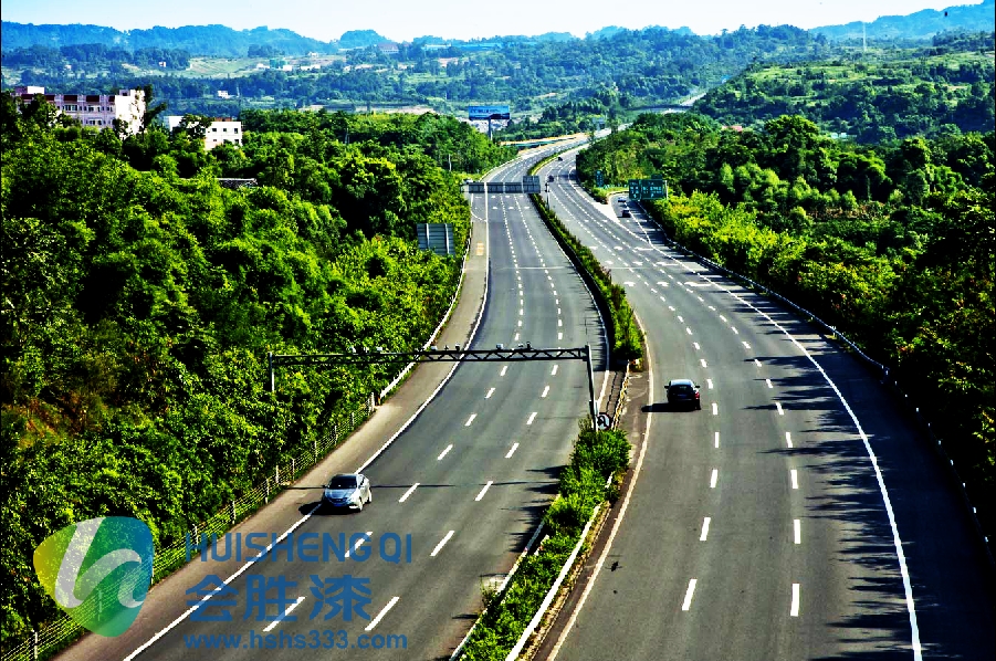 如何在較短的時間內了解反光漆在標線上的作用？看這里