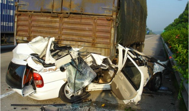 匯勝馬路反光漆：你應(yīng)該是要成為榜樣的