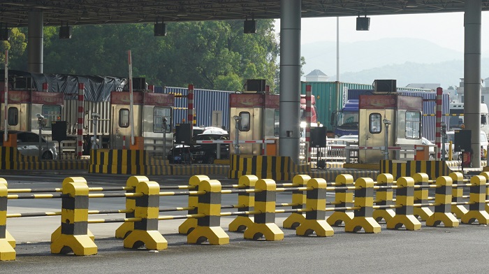 高速路防撞墩反光漆