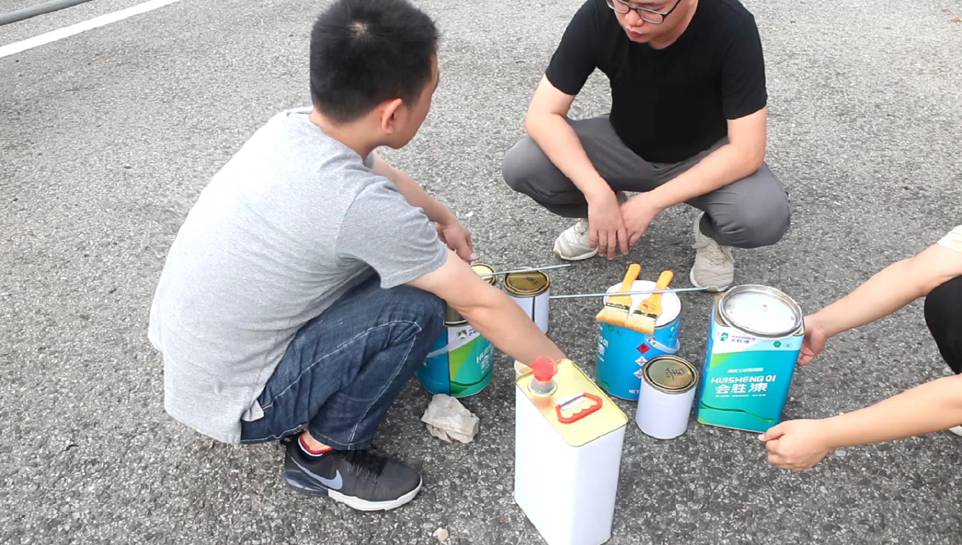 詳細(xì)到不能再詳細(xì)的道路專(zhuān)用反光漆施工工藝指導(dǎo)