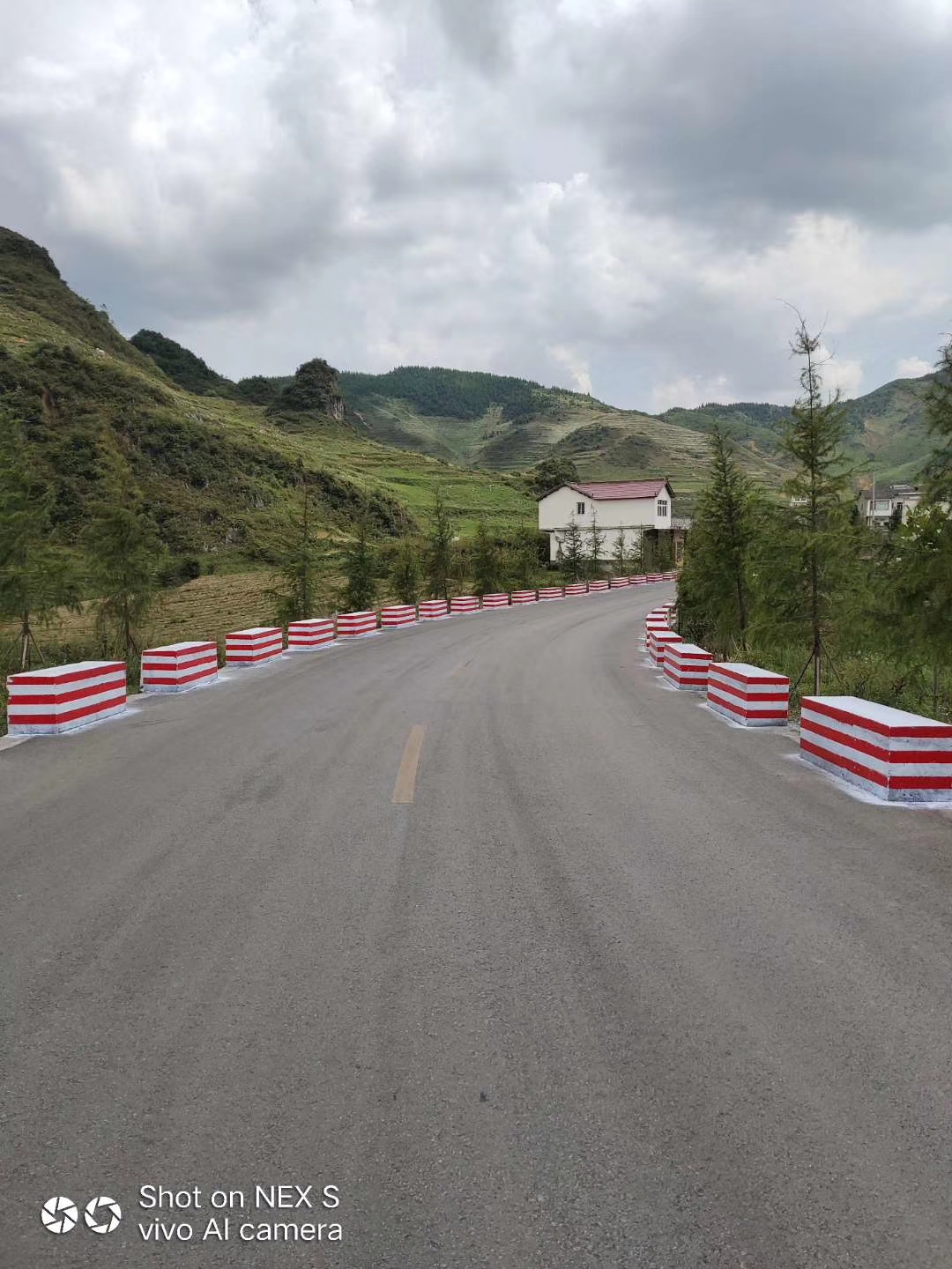 您的道路防撞反光漆“起痱子”了嗎？匯勝教您如何處理