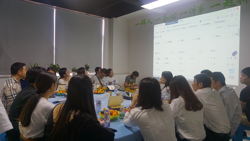 怎么回事，匯勝反光漆公司怎么這么熱鬧？