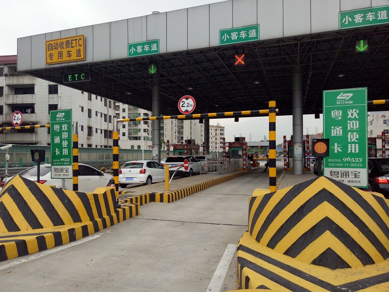 你的道路設施反光漆為什么光澤度那么低？