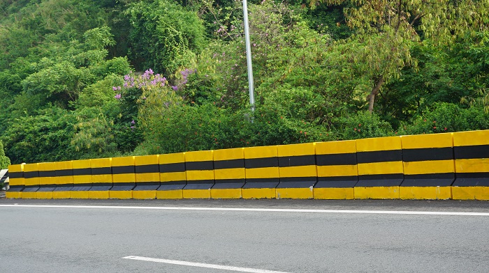 防撞反光涂料企業如何在市場競爭中脫穎而出？