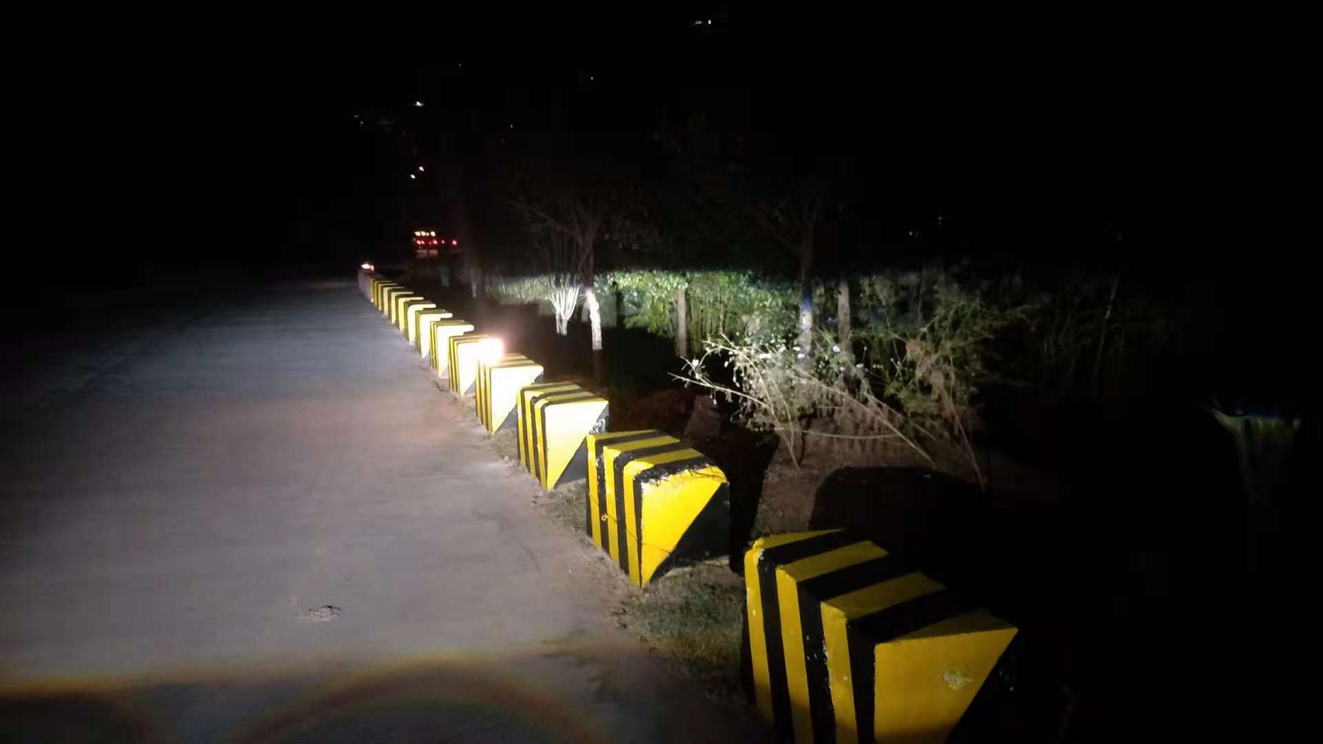 特亮反光漆施工過程有哪些注意事項？