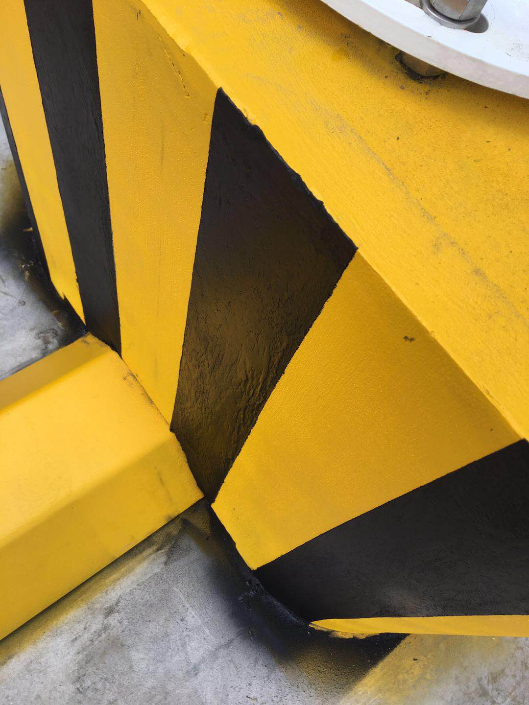 一次成型的反光漆怎么施工？