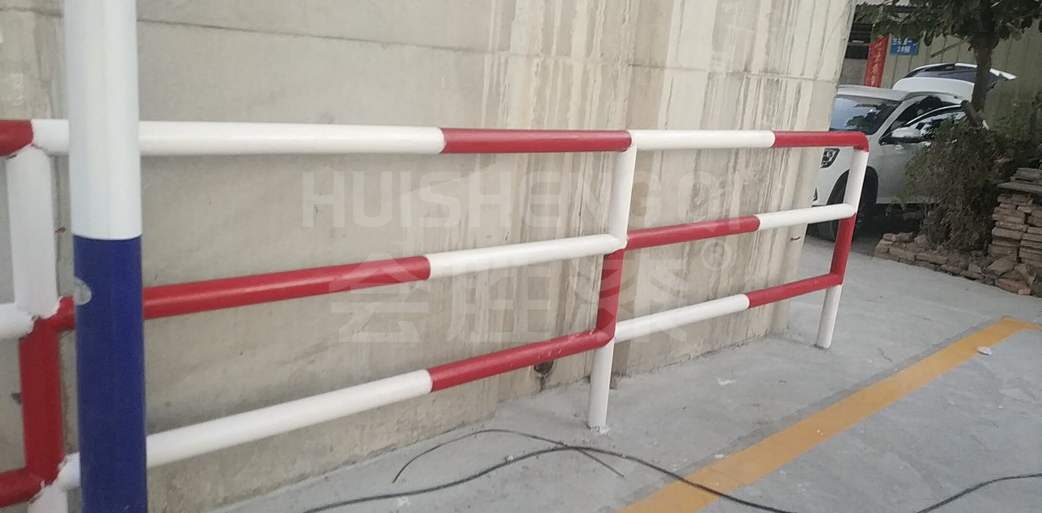 道路反光警示漆在施工時(shí)對環(huán)境有什么要求？