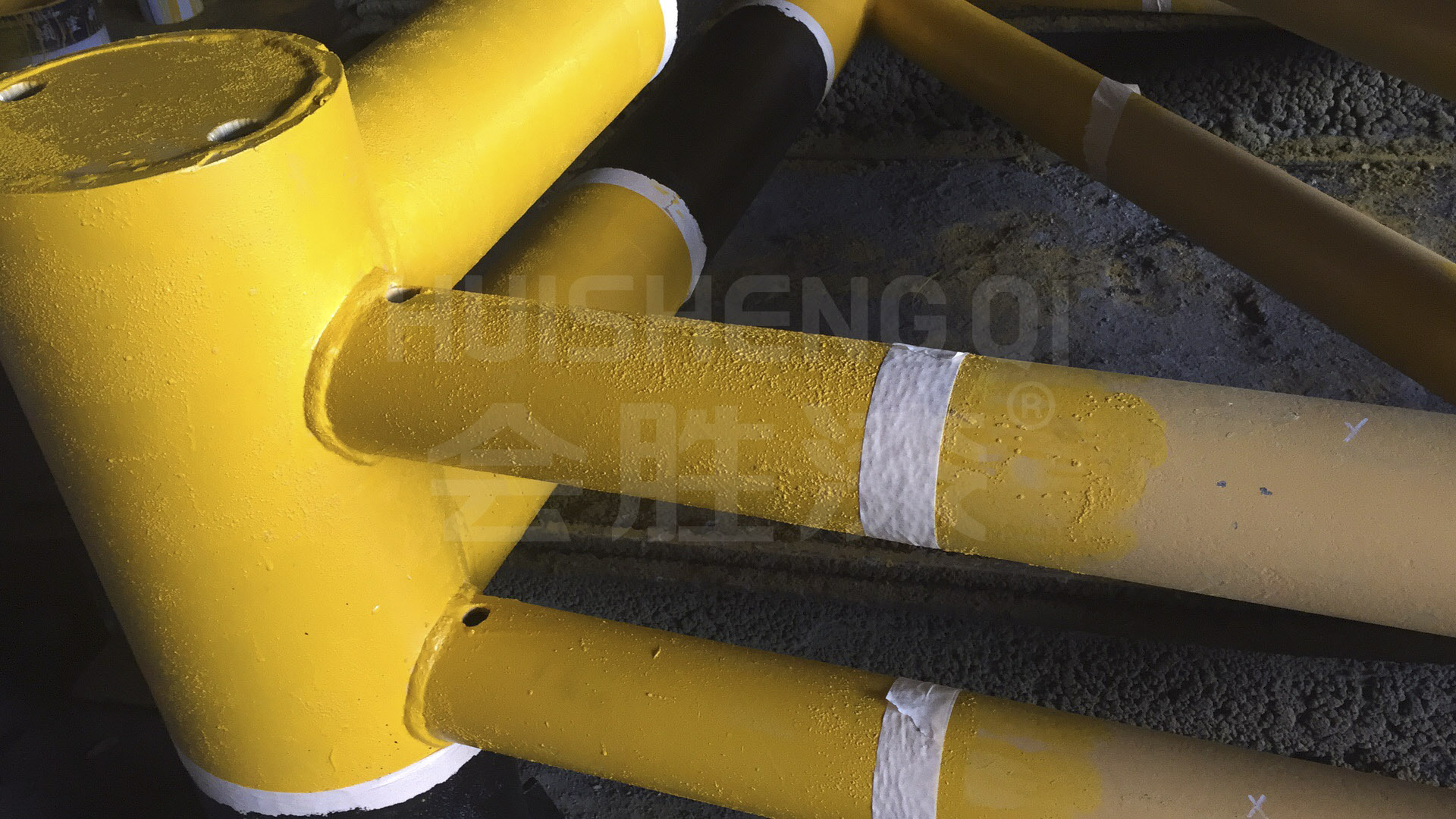 防護柵欄涂刷反光漆有什么作用？