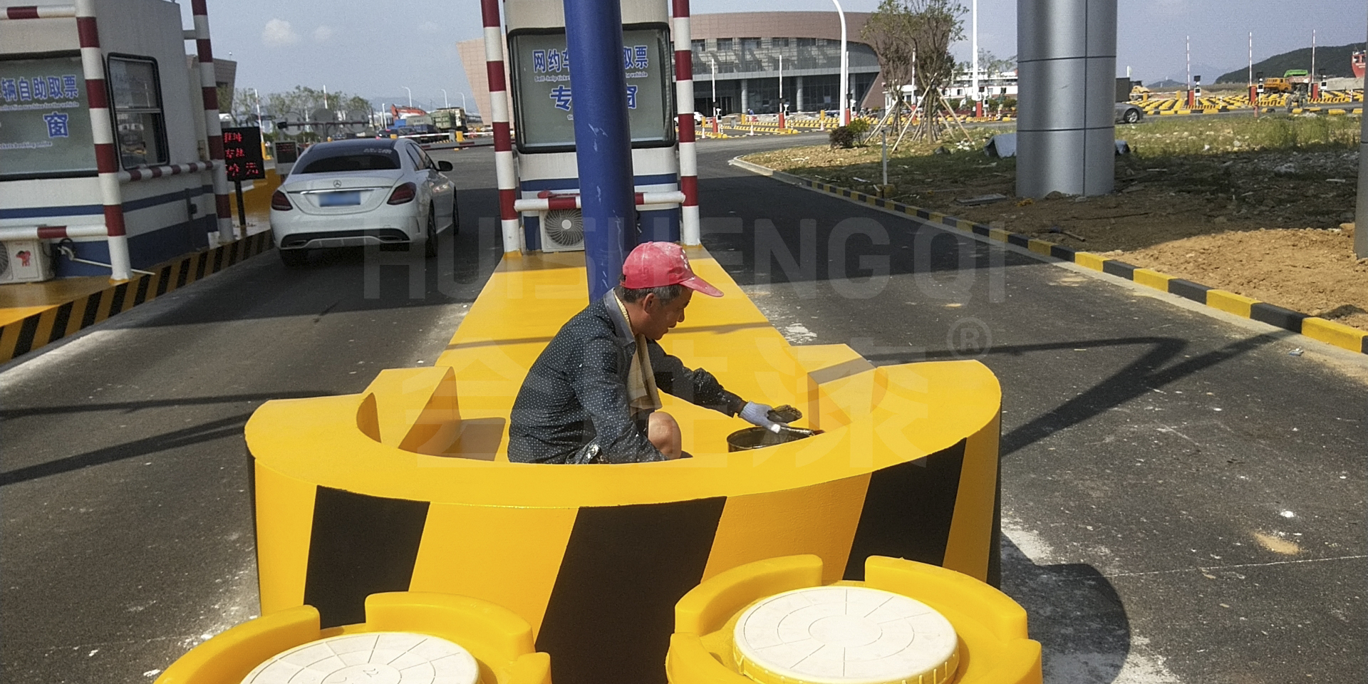 道路設施的黃黑油漆是什么漆？