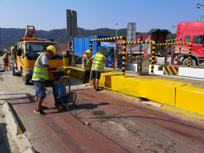 道路警示工程為什么會選擇會勝反光油漆？