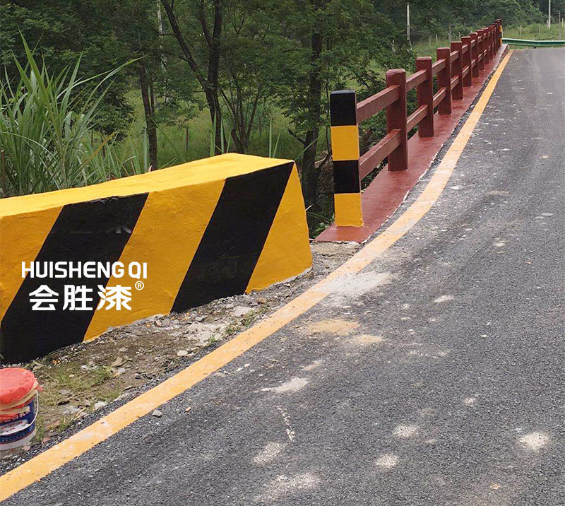 水泥護(hù)欄涂什么漆比較好呢？