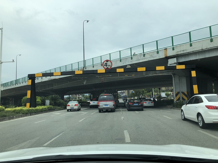 道路安全反光漆.jpg 道路安全反光漆.jpg