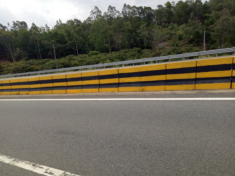 道路反光漆 道路反光漆