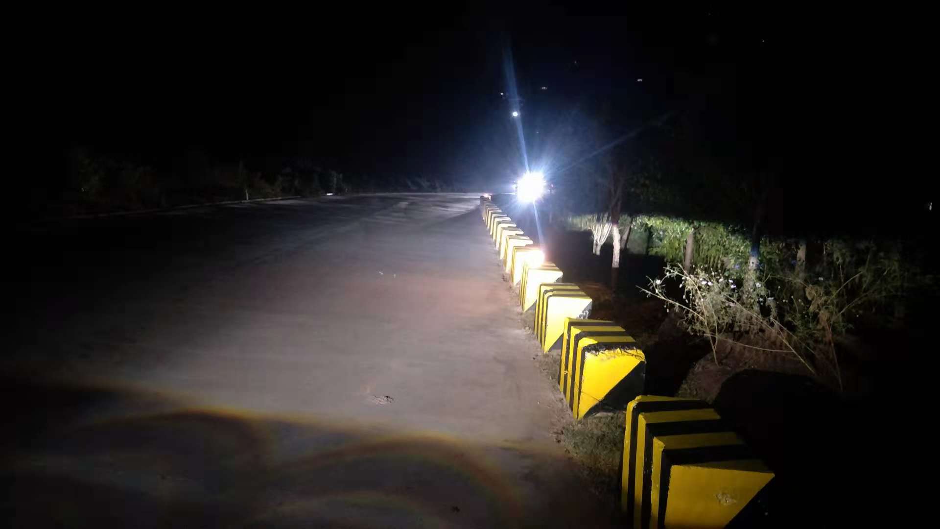 黃黑反光漆效果圖 黃黑反光漆效果圖